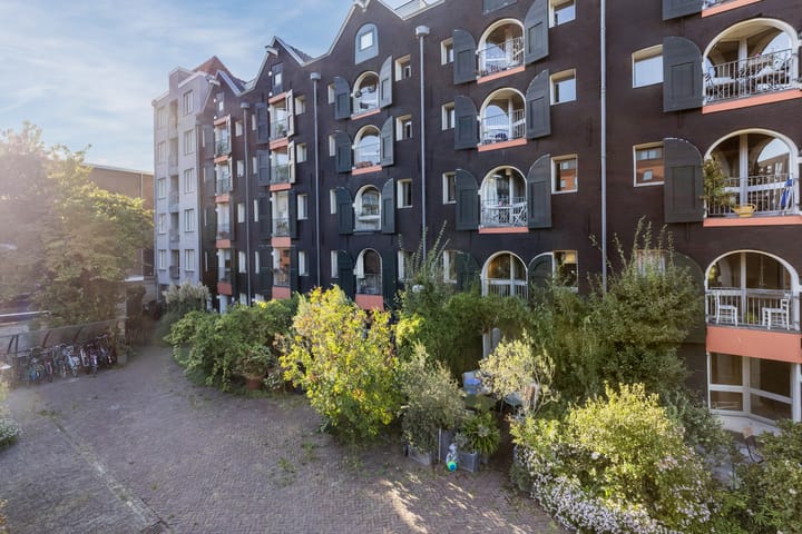 Foto 2 van Nieuwe Uilenburgerstraat 17-M