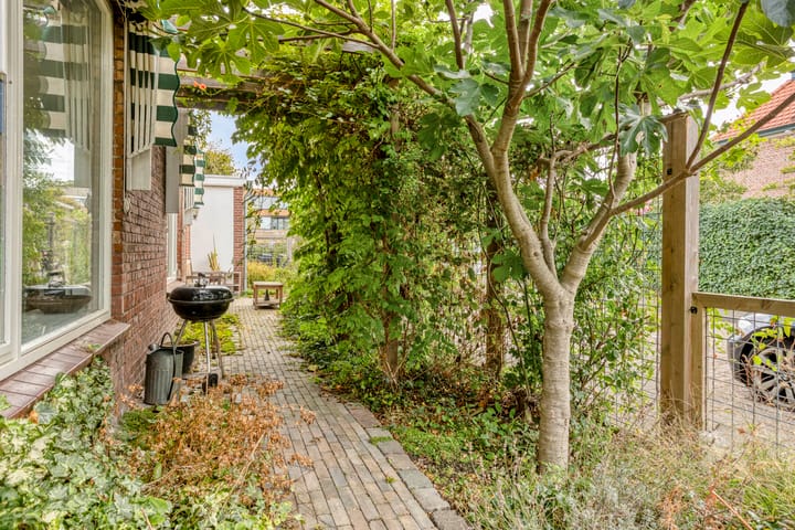 Photo 11 of Julianalaan 39