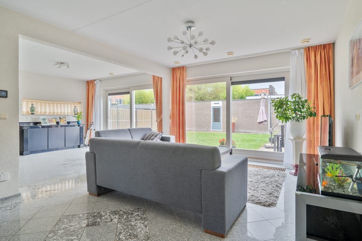 Foto 2 van Puerto Ricostraat 12