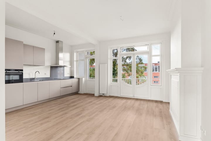 Foto 2 van Linnaeusstraat 74-3