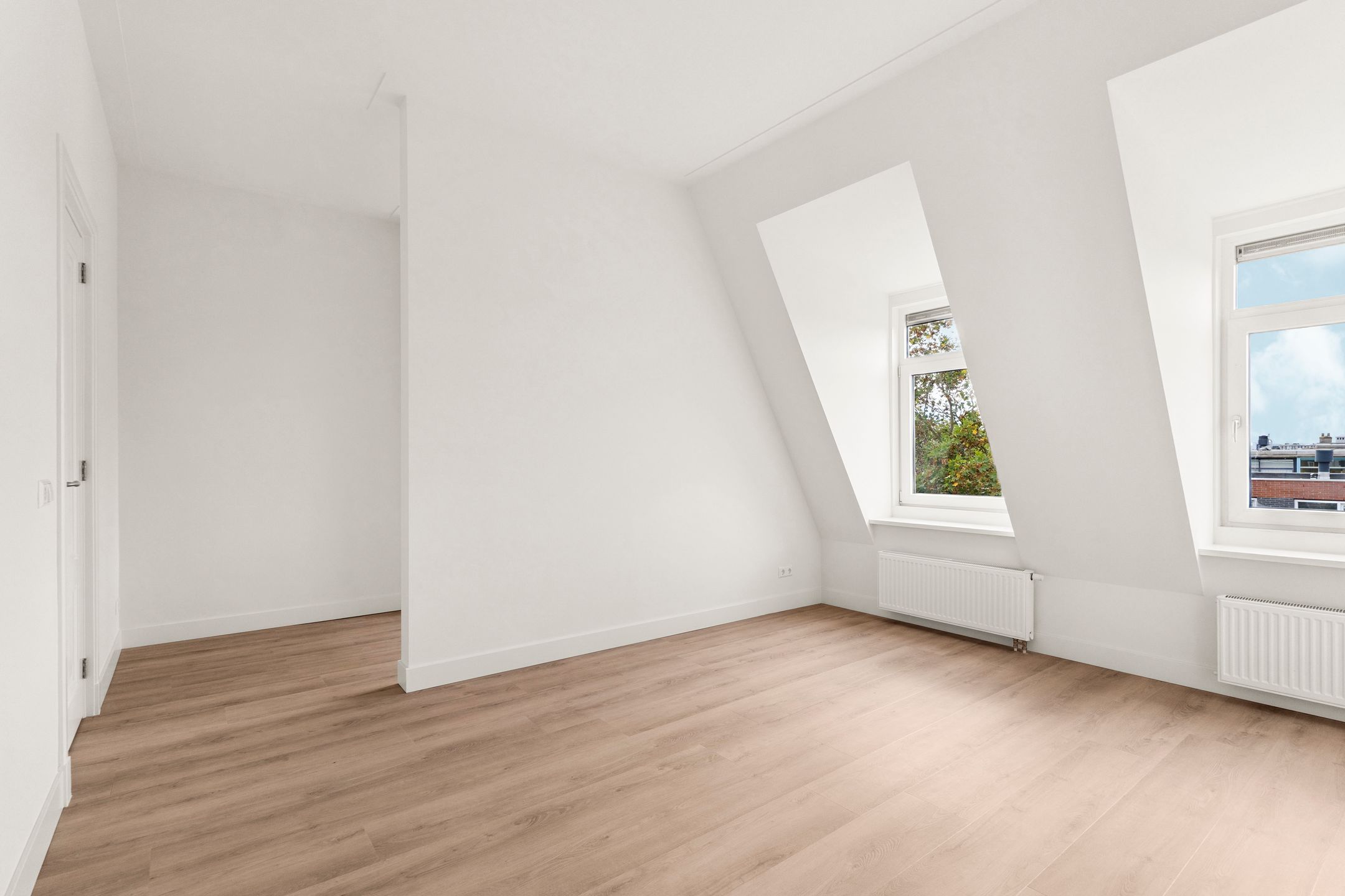 Foto 30 van Linnaeusstraat 74-3