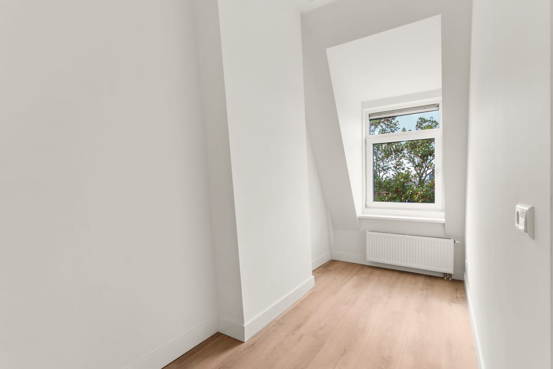 Foto 32 van Linnaeusstraat 74-3