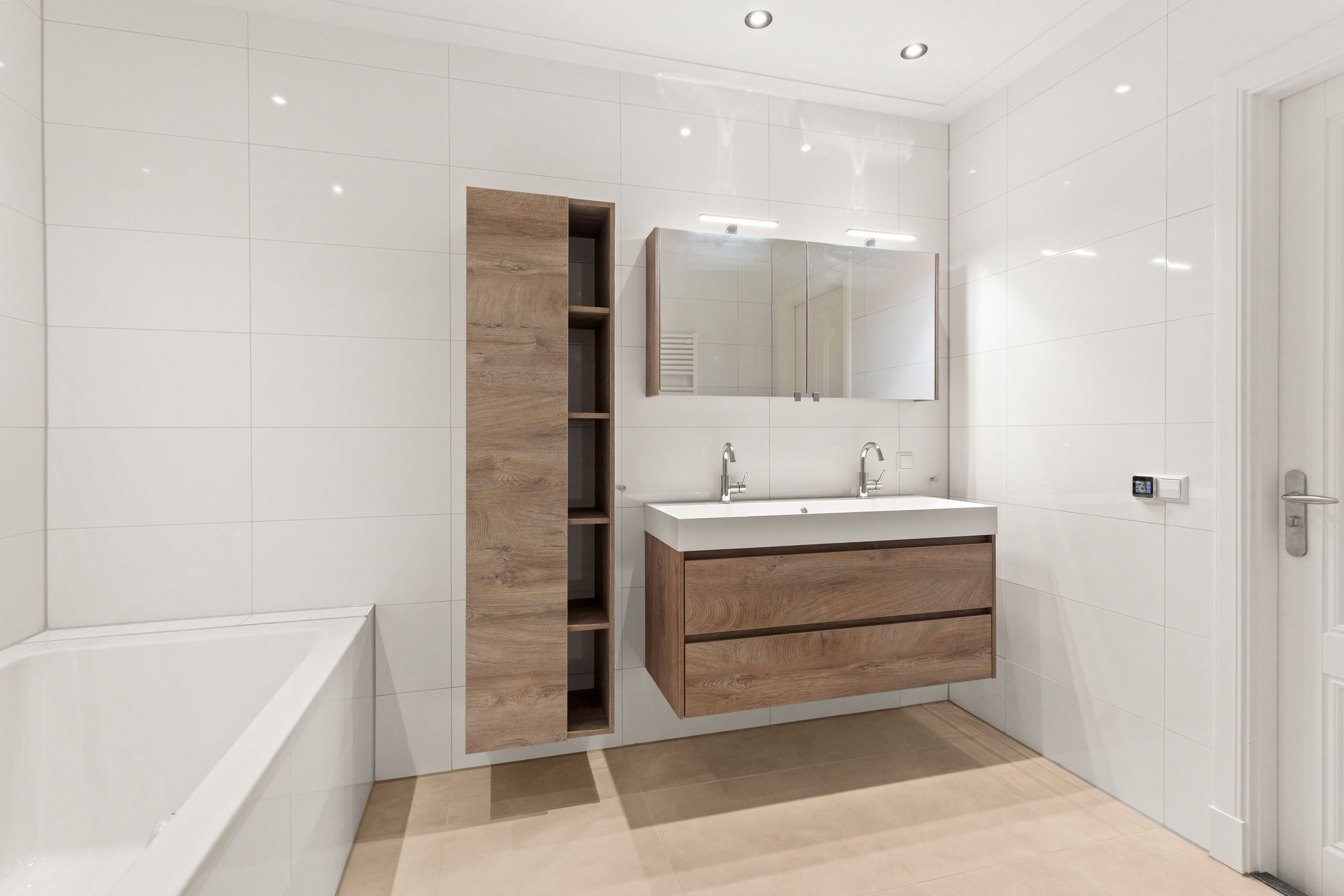 Foto 36 van Linnaeusstraat 74-3