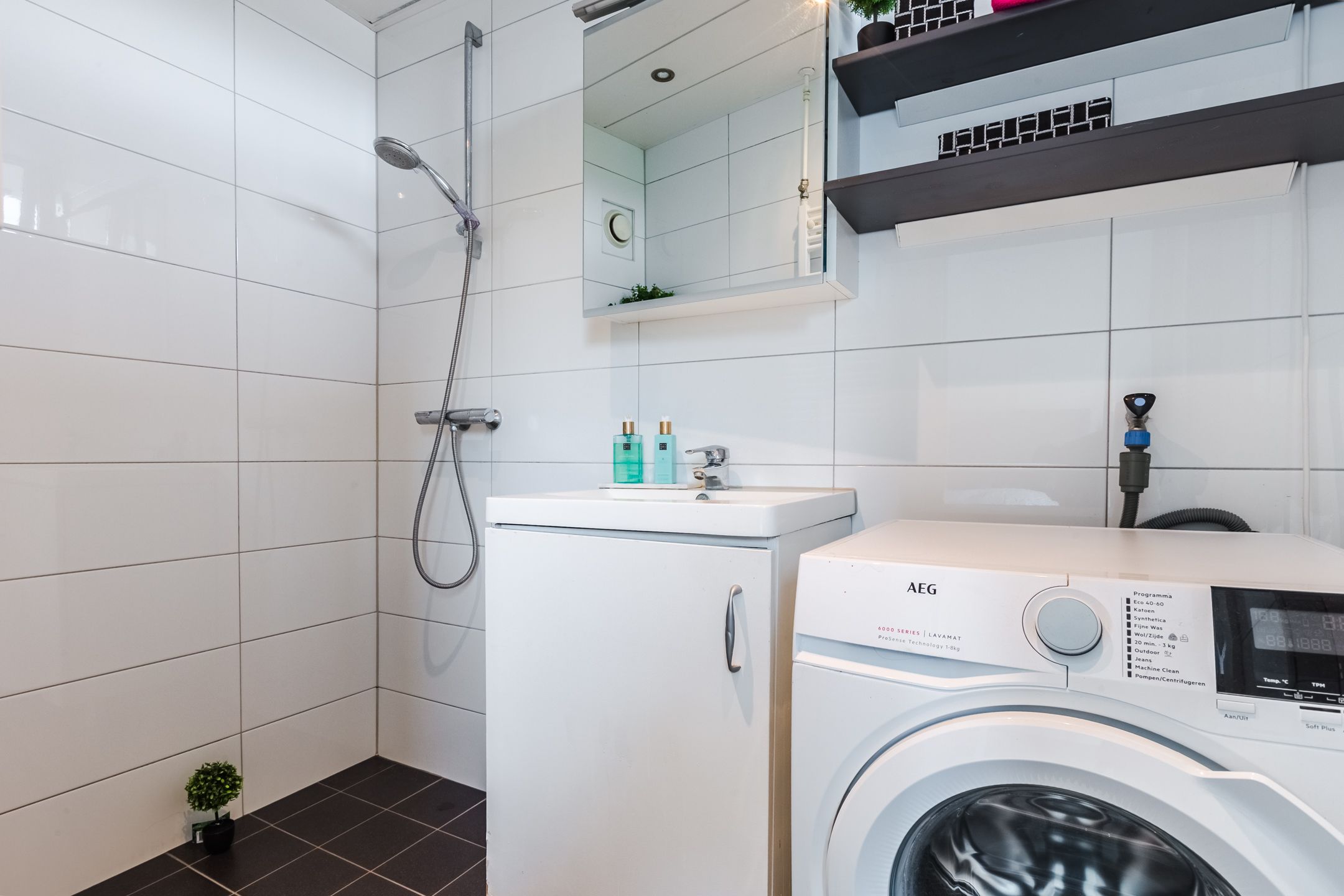 Foto 27 van Beemsterstraat 216