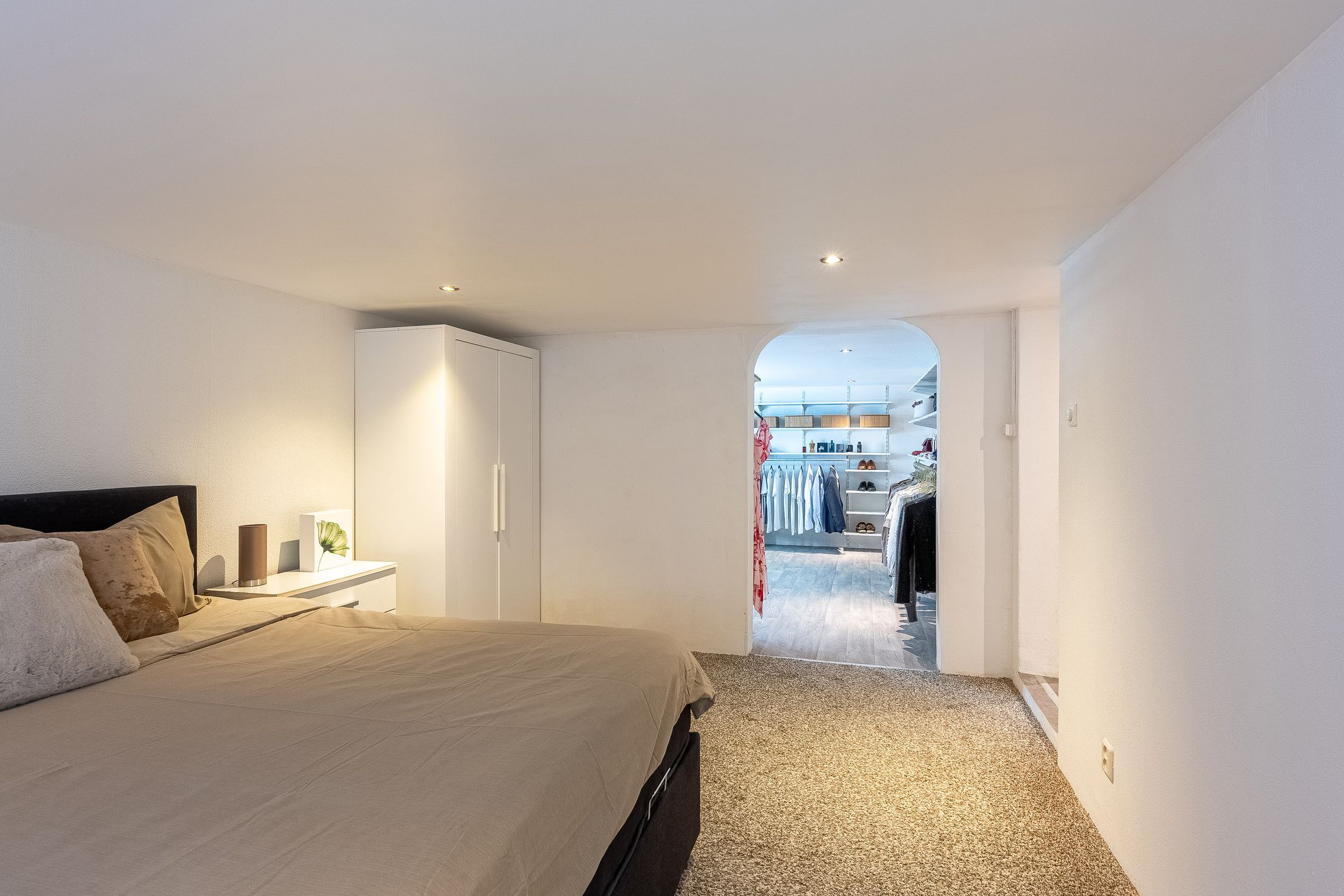 Foto 30 van Claes de Vrieselaan 85-B