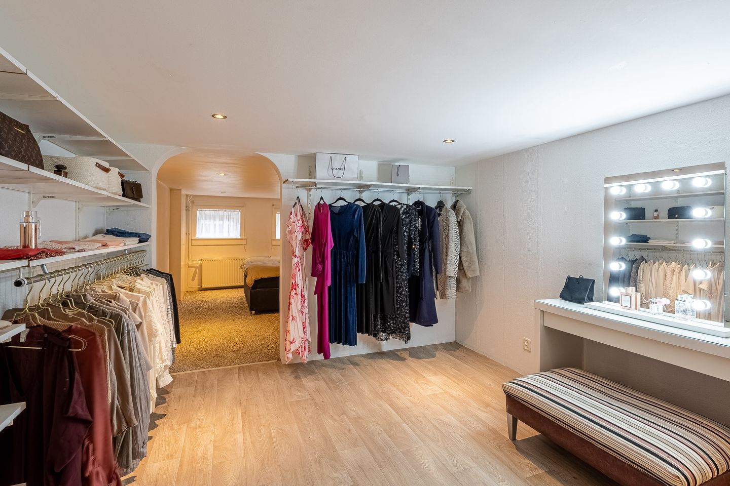 Foto 34 van Claes de Vrieselaan 85-B