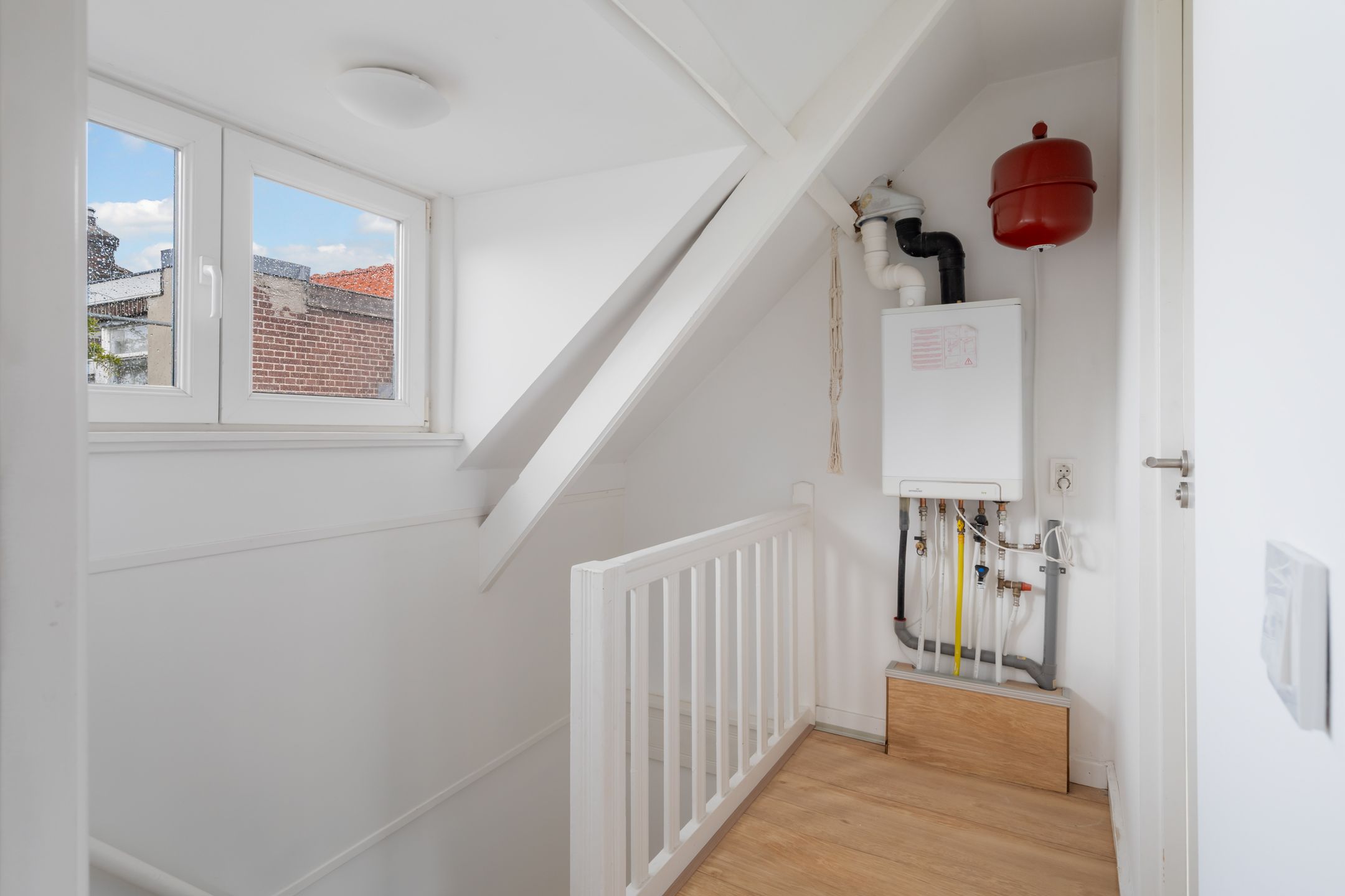 Photo 12 of Graaf Jan van Nassaustraat 15-C