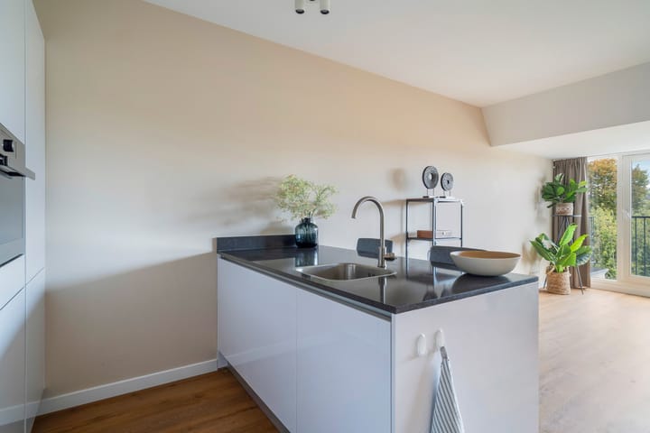 Foto 17 van Raamweg 12-H