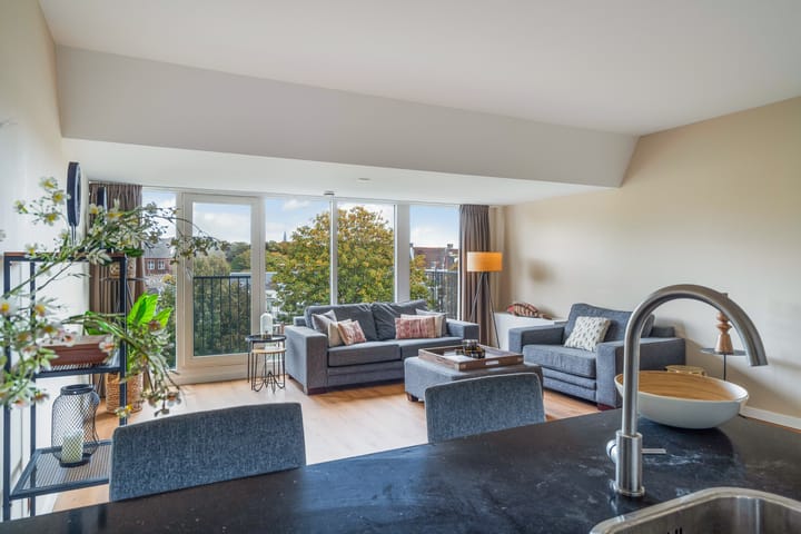 Foto 18 van Raamweg 12-H