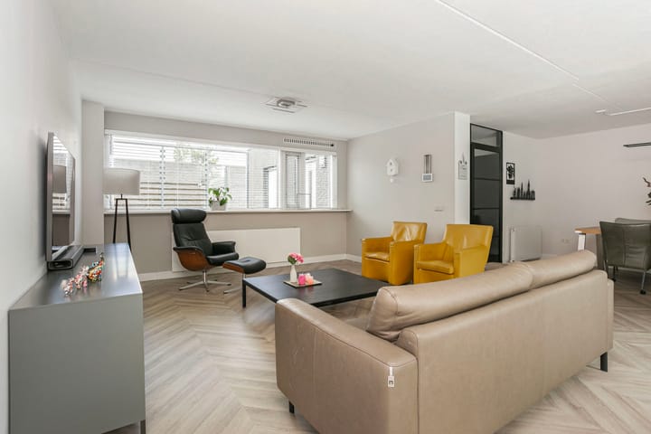 Foto 12 van Van Leuffenpad 11