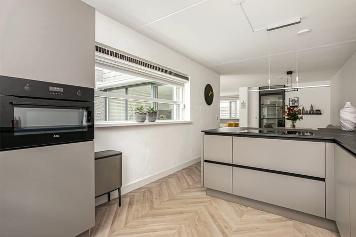 Foto 19 van Van Leuffenpad 11