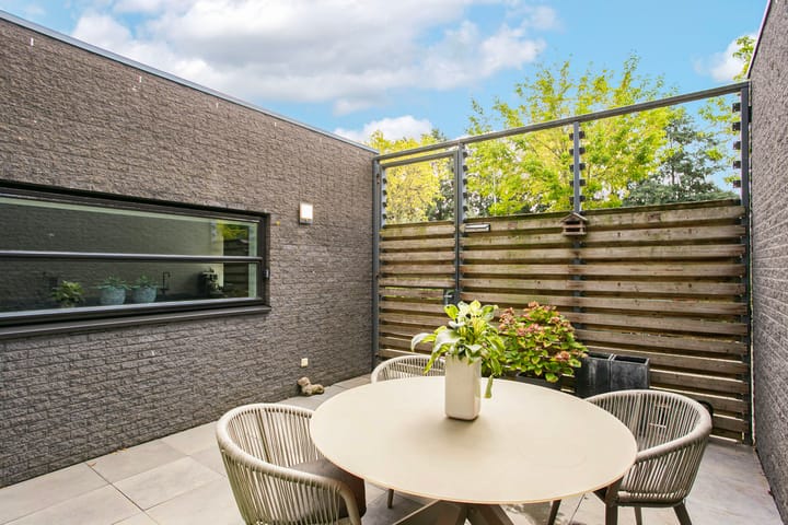 Foto 35 van Van Leuffenpad 11