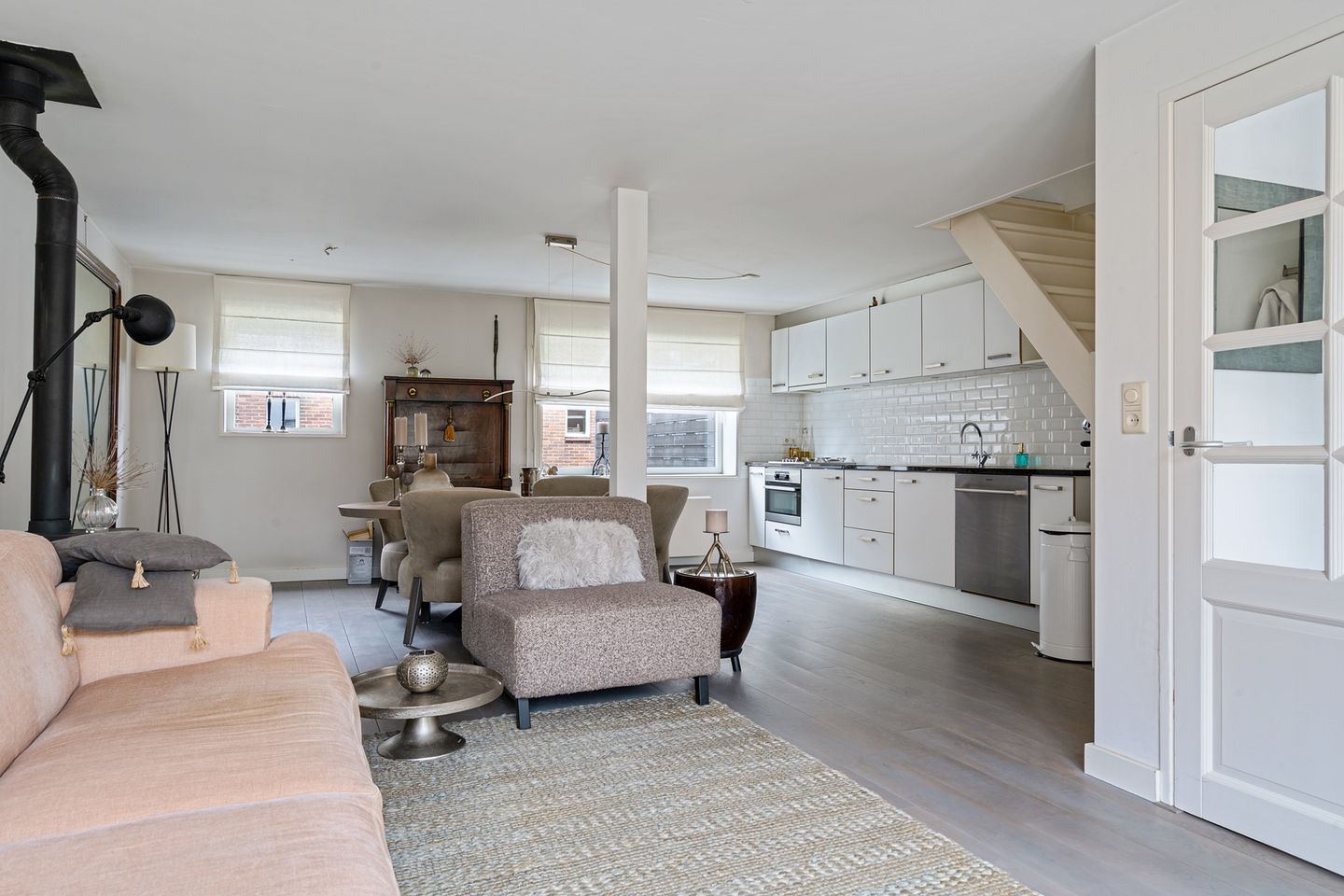 Photo 5 of Laan van Niftarlake 37