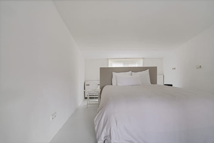 Foto 11 van Laan van Niftarlake 37