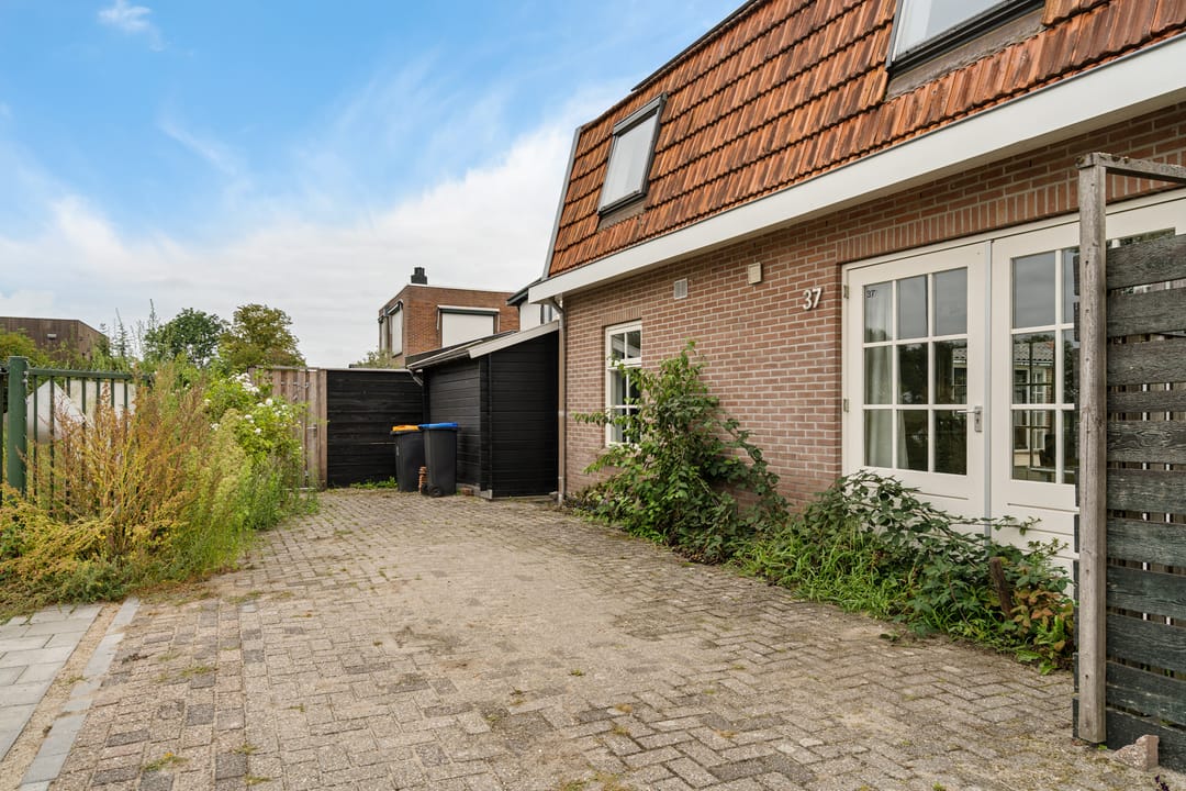 Photo 37 of Laan van Niftarlake 37