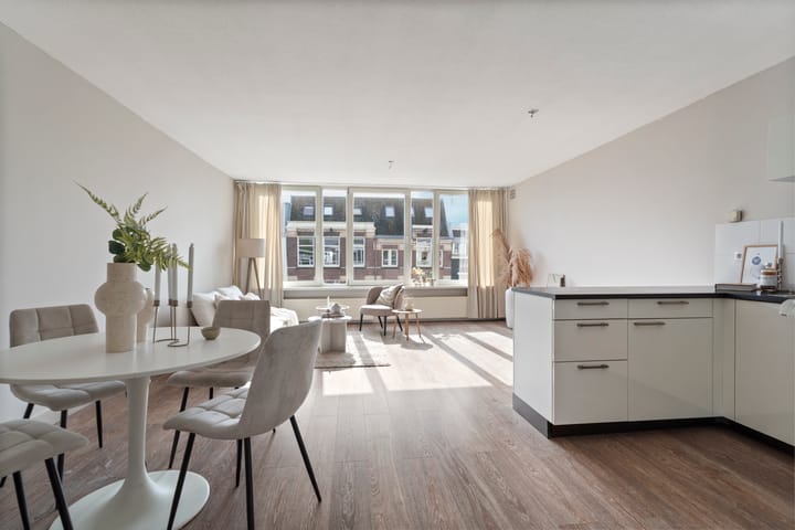 Photo 5 of Middenweg 17-3