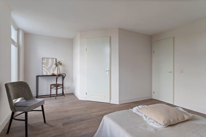 Photo 28 of Middenweg 17-3