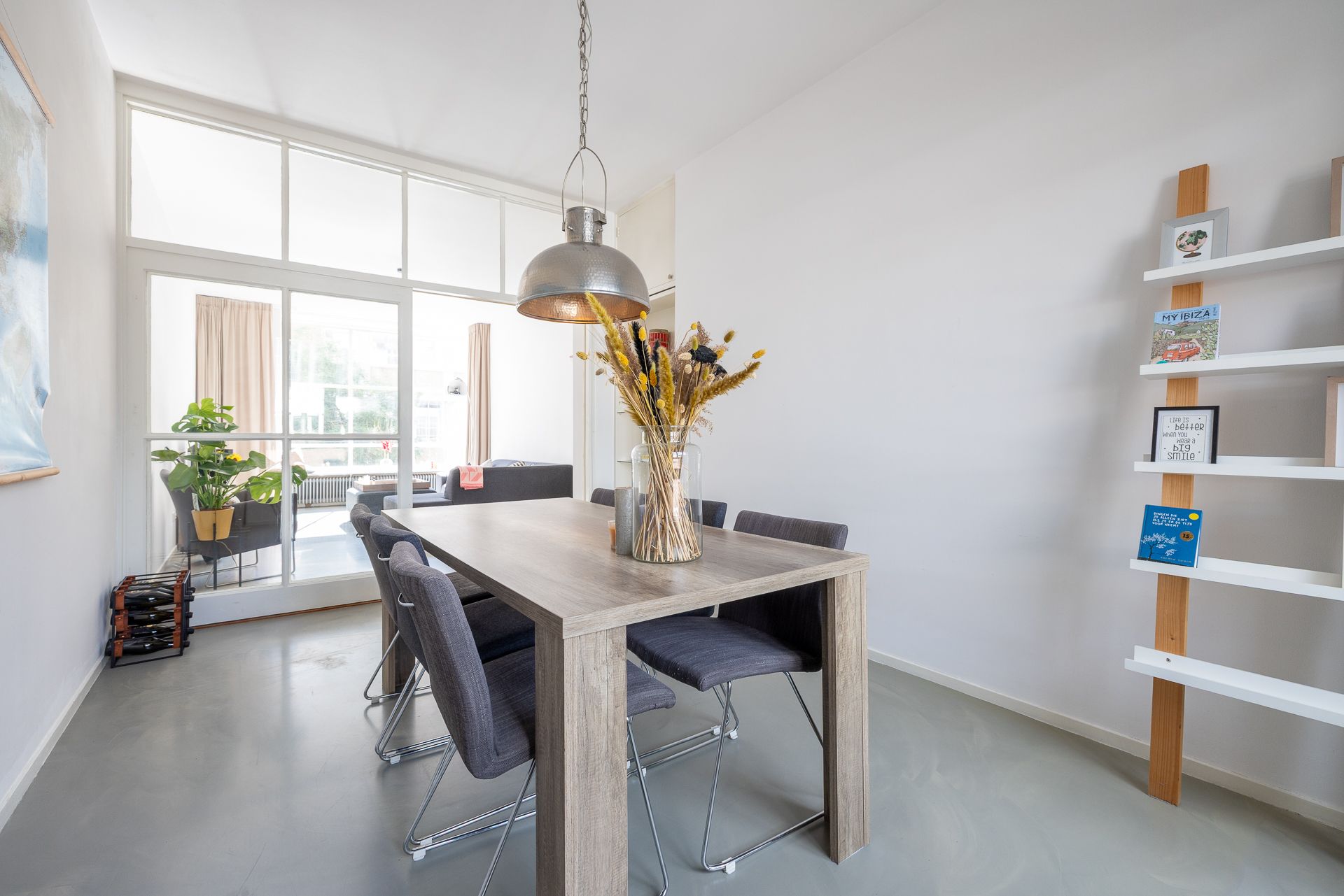 Photo 3 of Schiedamse Vest 105-A