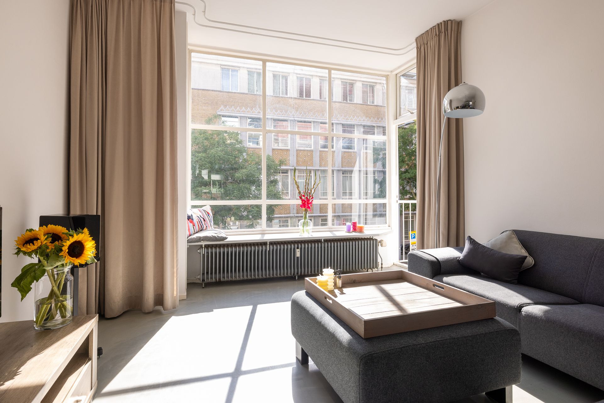 Photo 9 of Schiedamse Vest 105-A