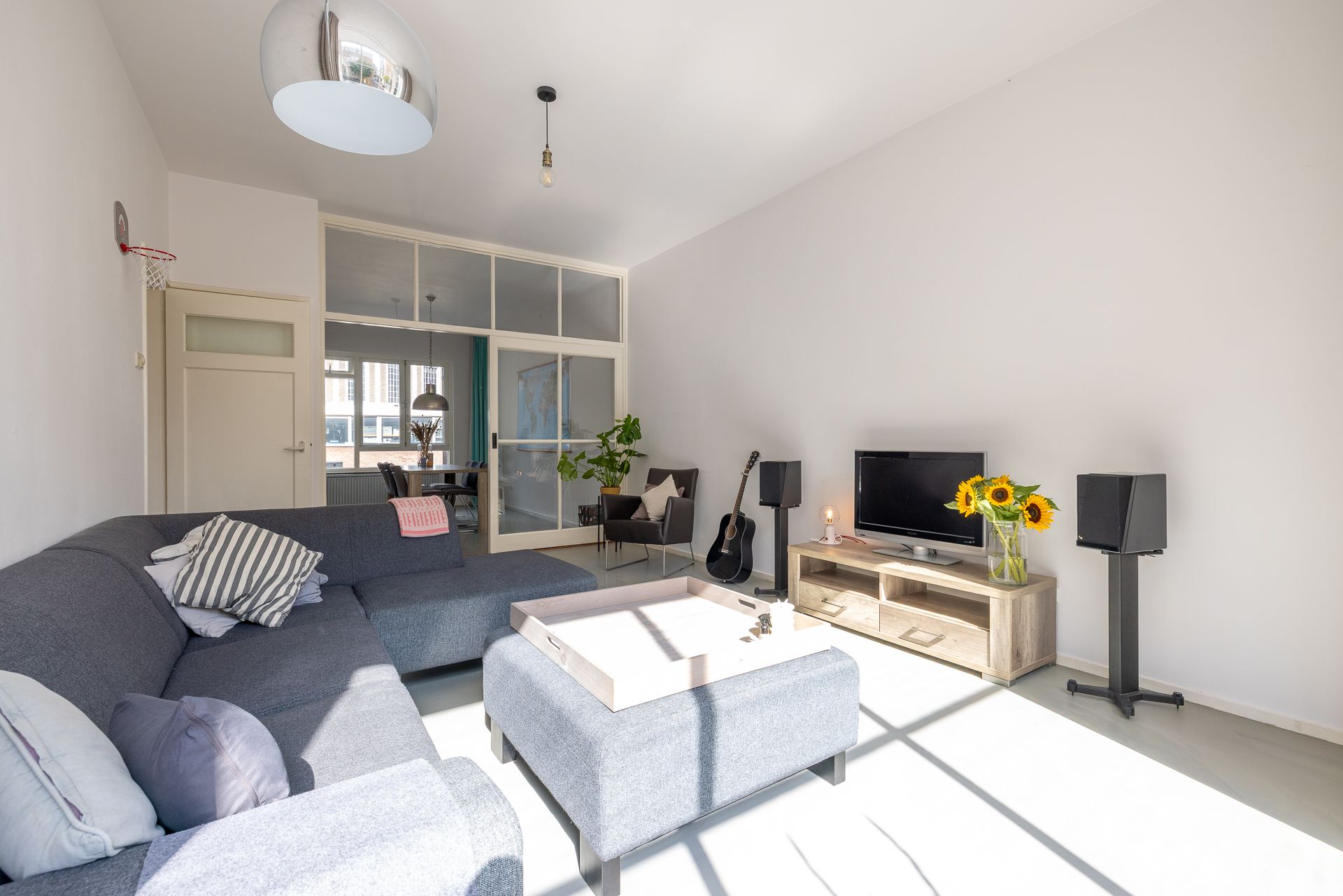 Photo 12 of Schiedamse Vest 105-A