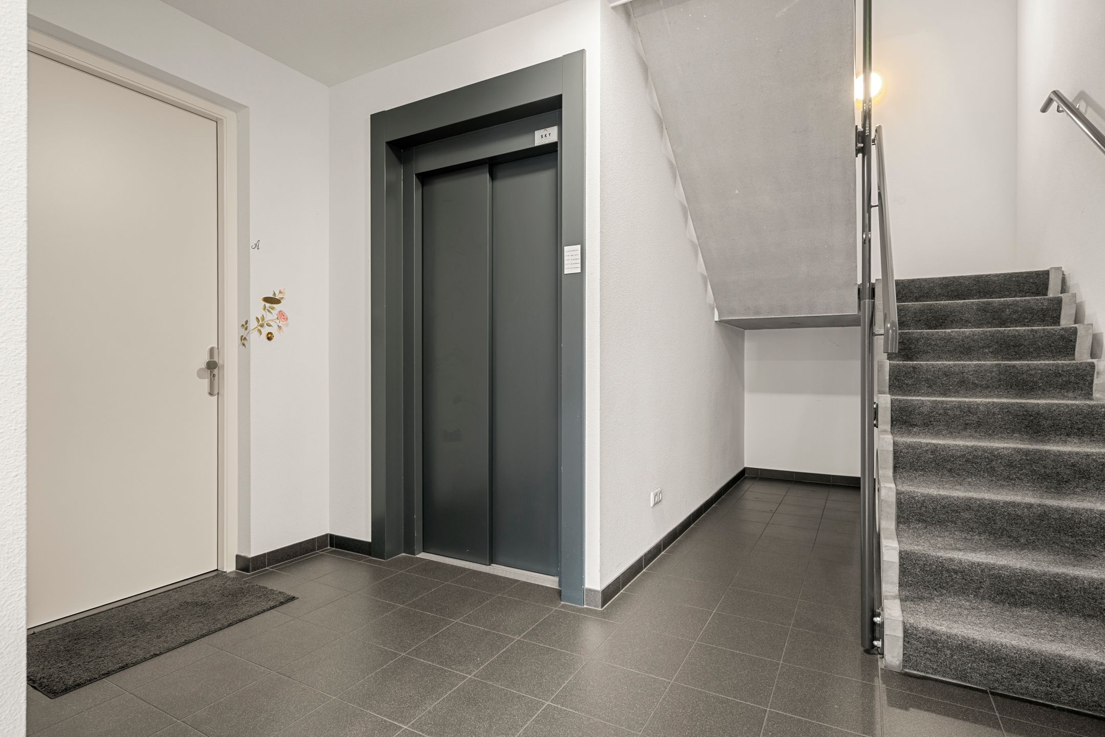 Photo 6 of Dorpsstraat 17-B