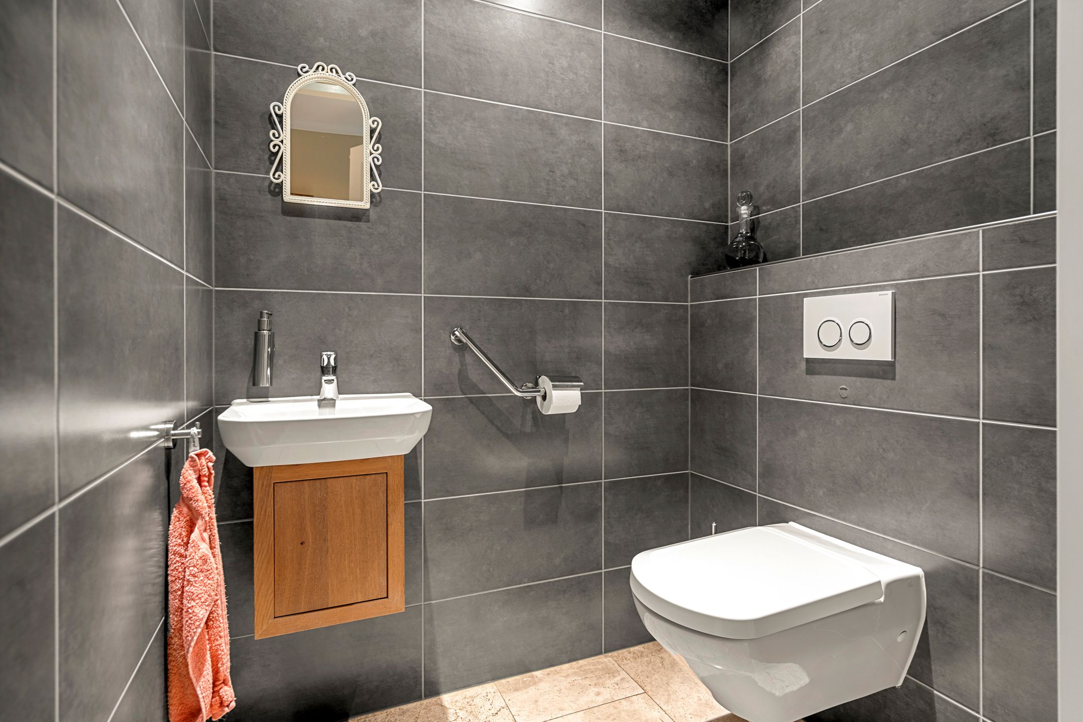 Photo 9 of Dorpsstraat 17-B