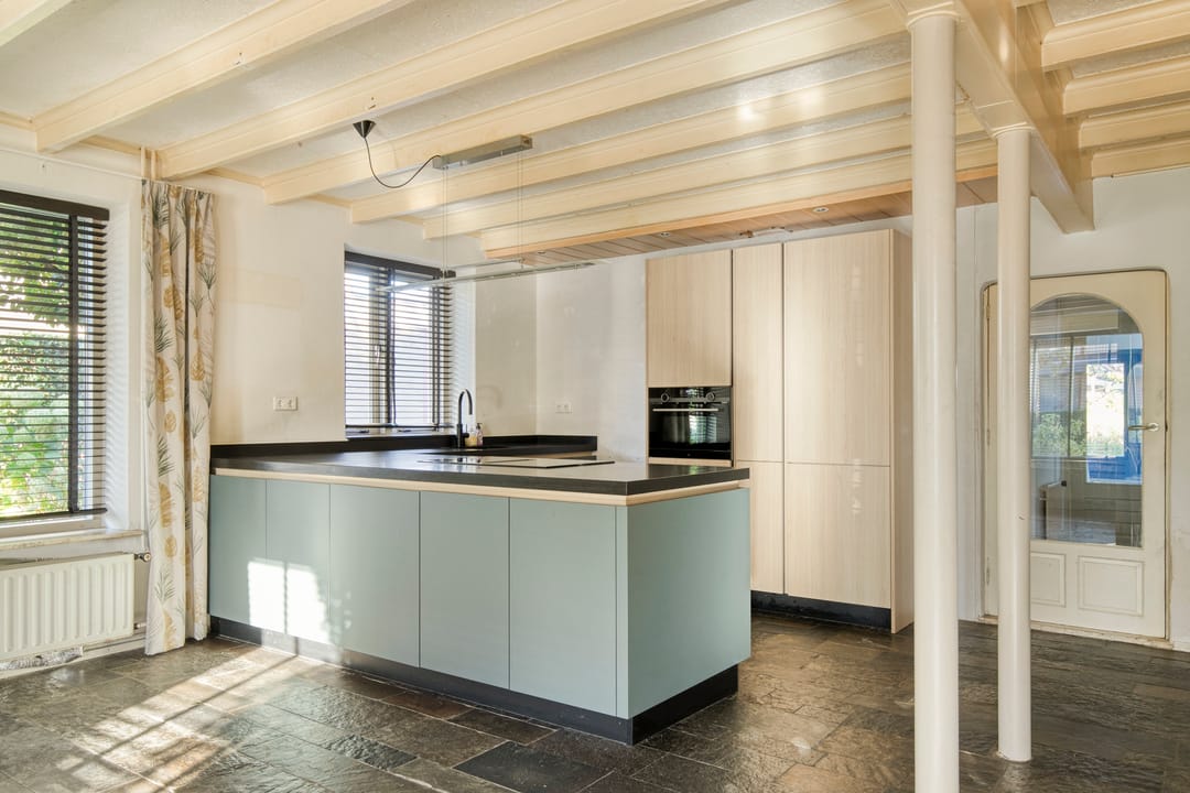 Photo 8 of Carmelietenstraat-west 5