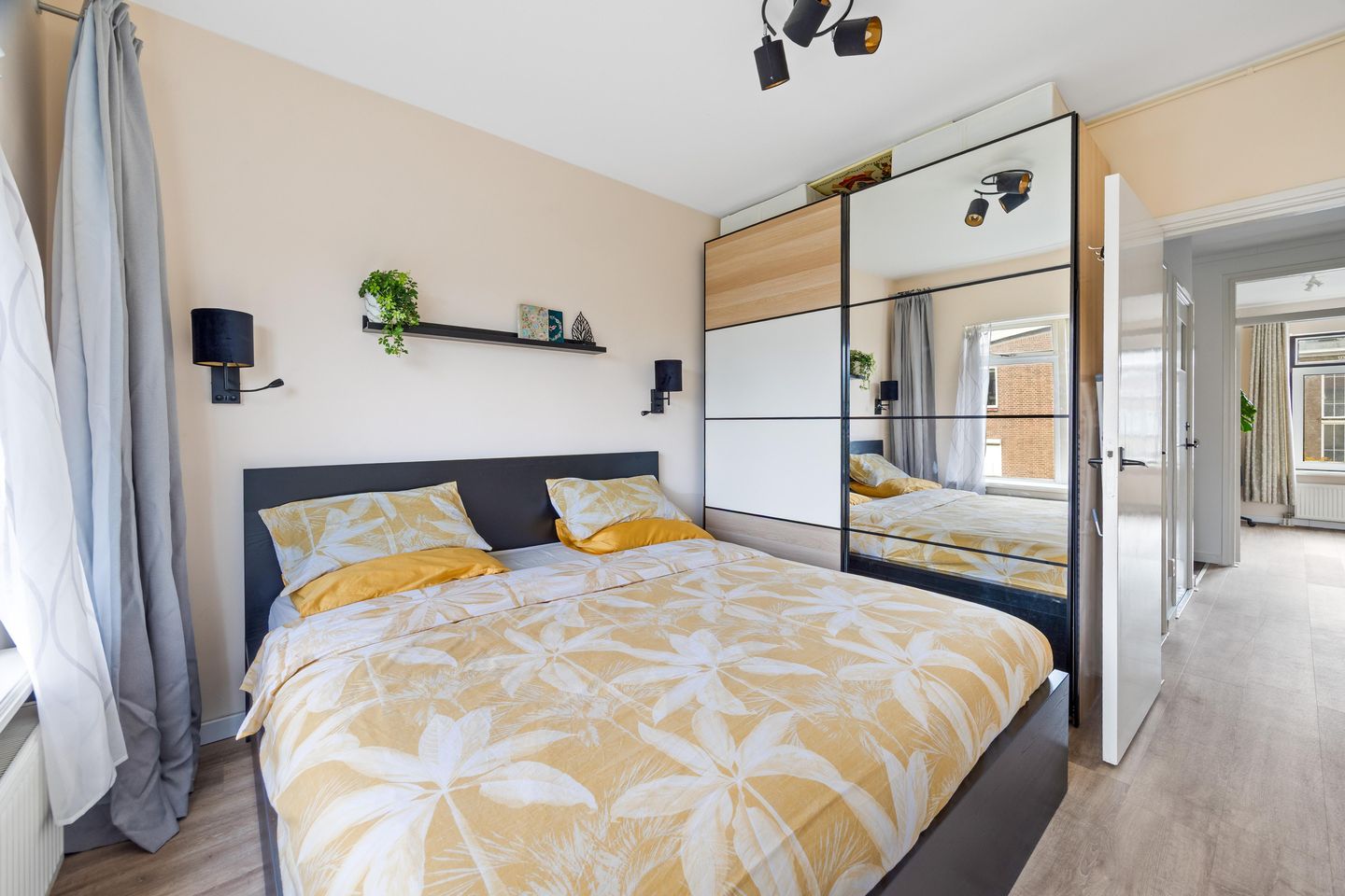 Photo 20 of Koningin Julianalaan 167