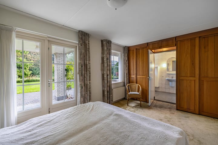 Foto 15 van Wespendief 4