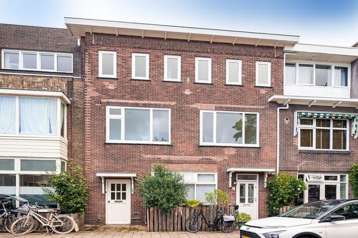 Photo 1 of Jelgersmastraat 1-A