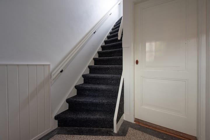 Photo 6 of Jelgersmastraat 1-A