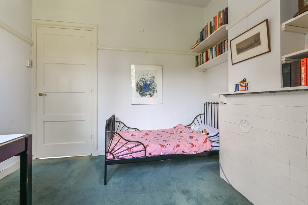 Photo 28 of Julianastraat 19