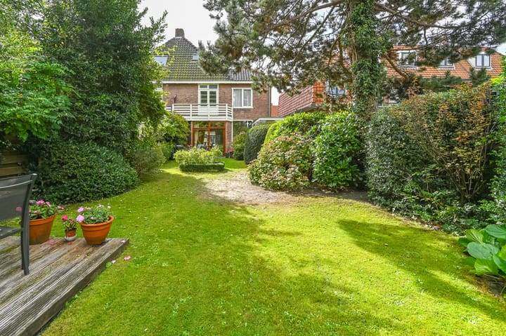 Foto 42 van Julianastraat 19