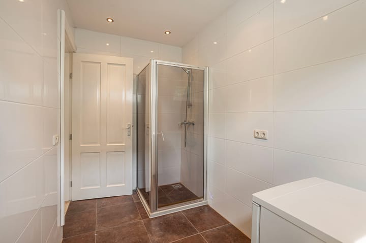 Foto 16 van Veenhuizerweg 8