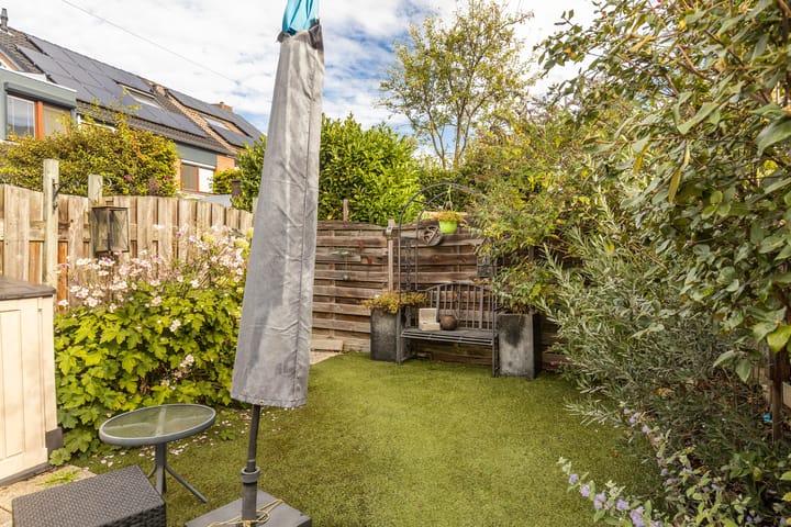 Foto 37 van Joost van den Vondelstraat 27