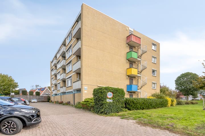 Photo 5 of Zuiderweg 213