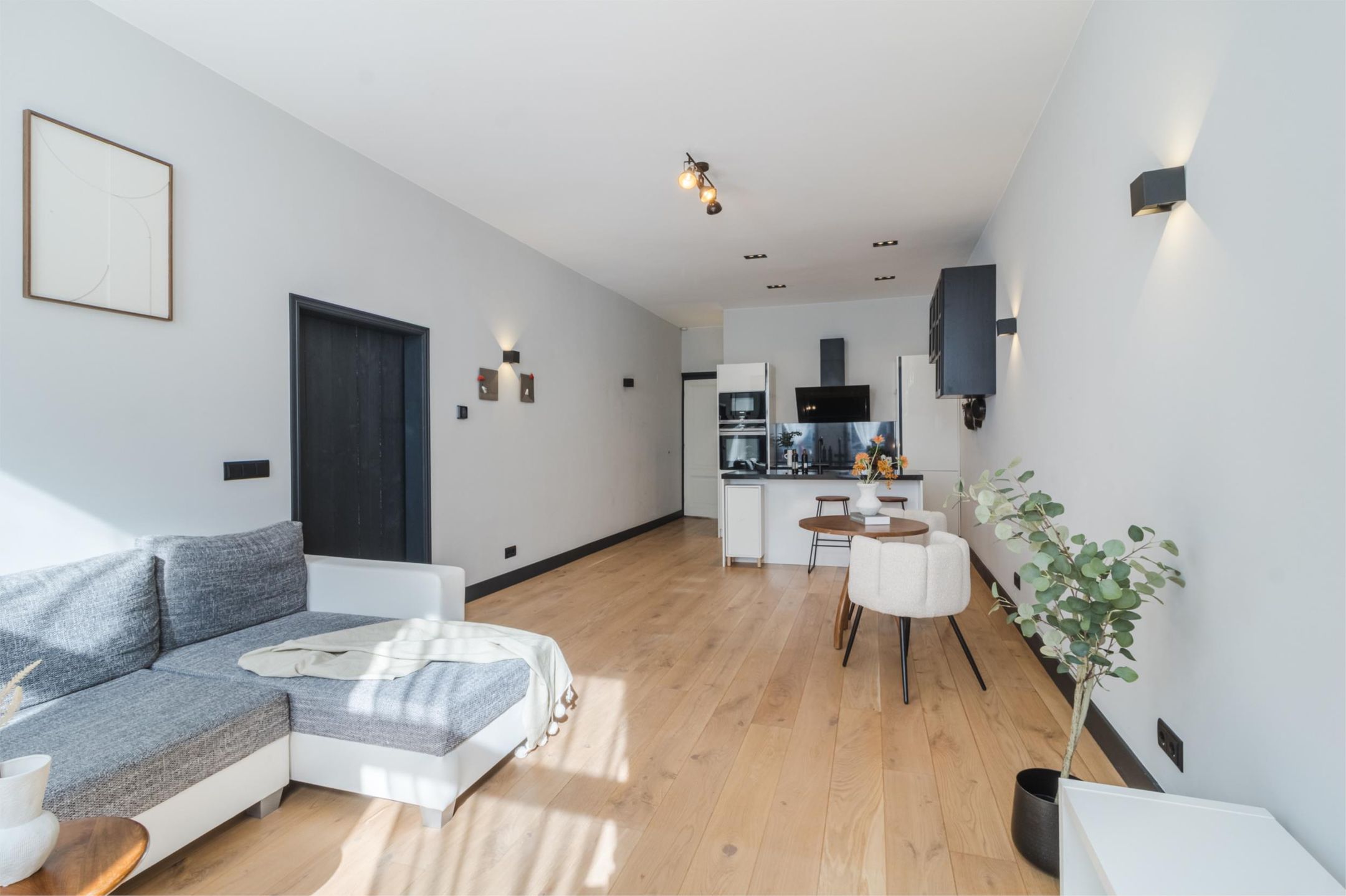 Foto 9 van Rijklof van Goensstraat 46