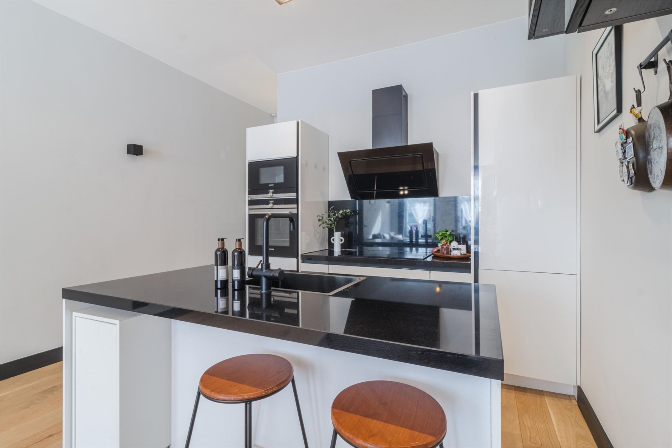 Foto 15 van Rijklof van Goensstraat 46