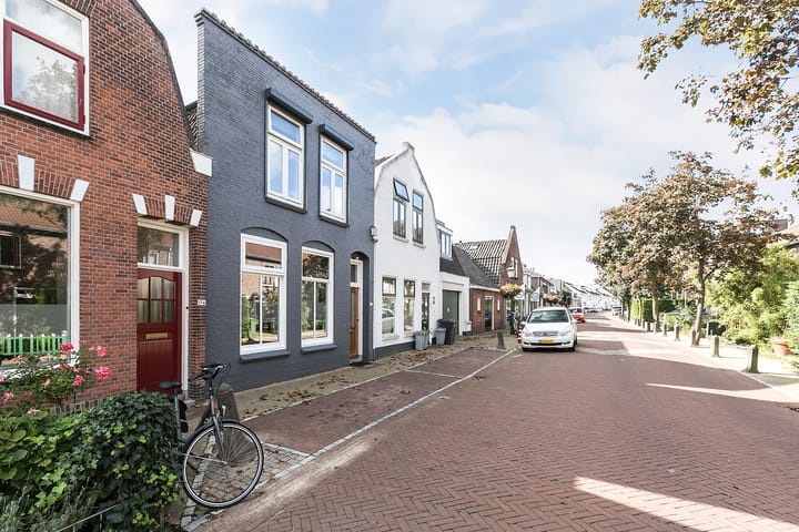 Photo 45 of Hoofdstraat 172