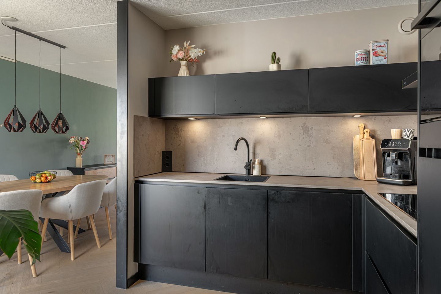 Foto 25 van Kalmoes 24