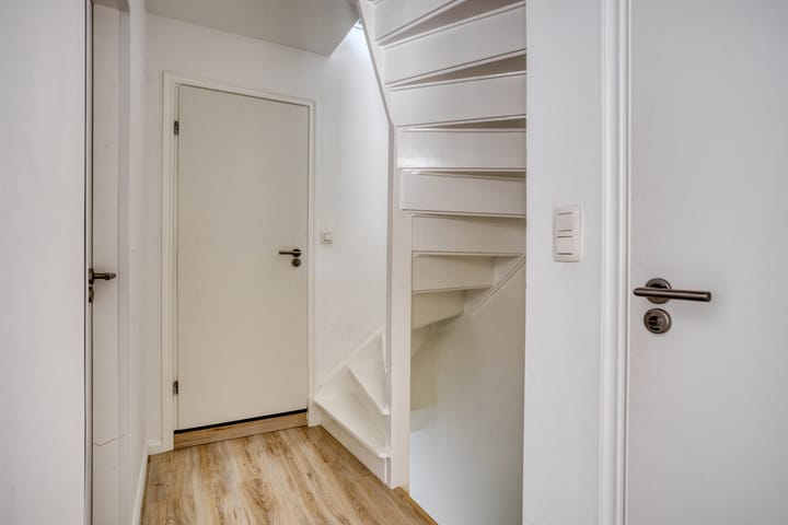 Foto 12 van Bieslanderweg 17