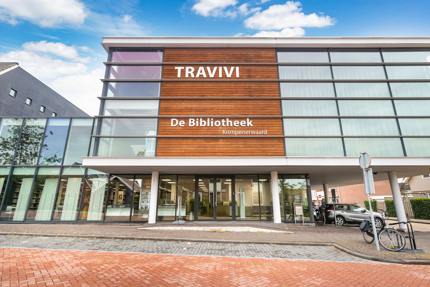 Bekijk foto 3 van Pleinstraat 4