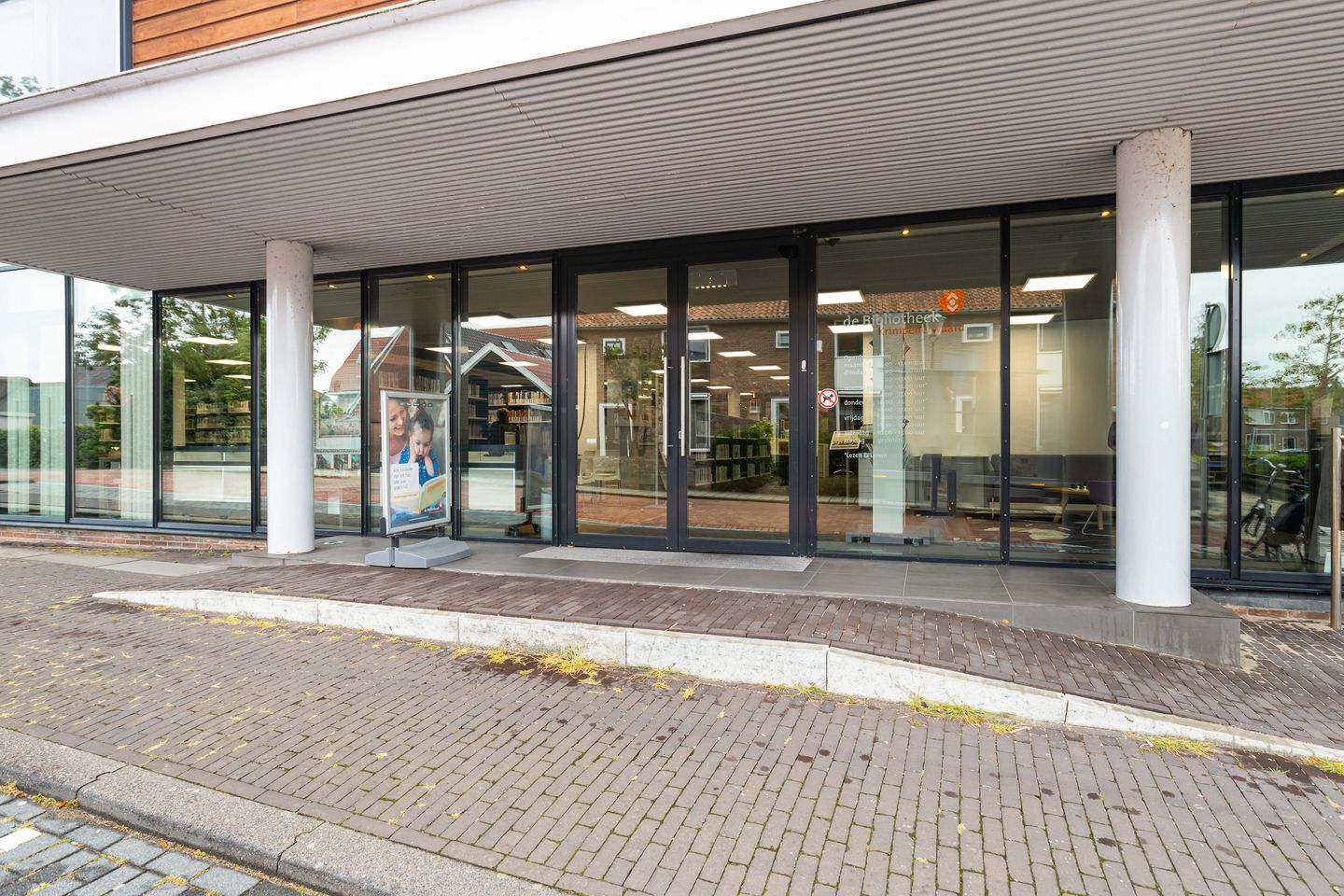 Bekijk foto 4 van Pleinstraat 4