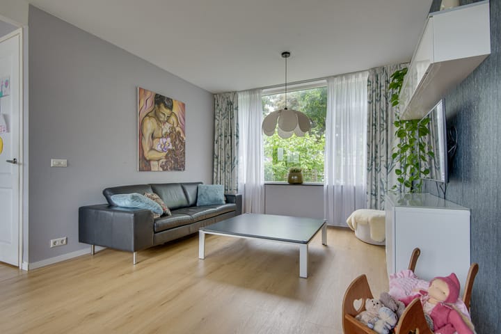 Foto 4 van Burgemeester W Martenslaan 8