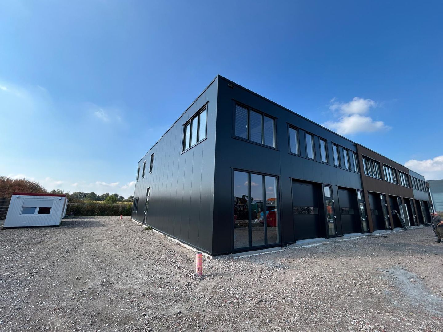 Bekijk foto 4 van Produktieweg 5-16