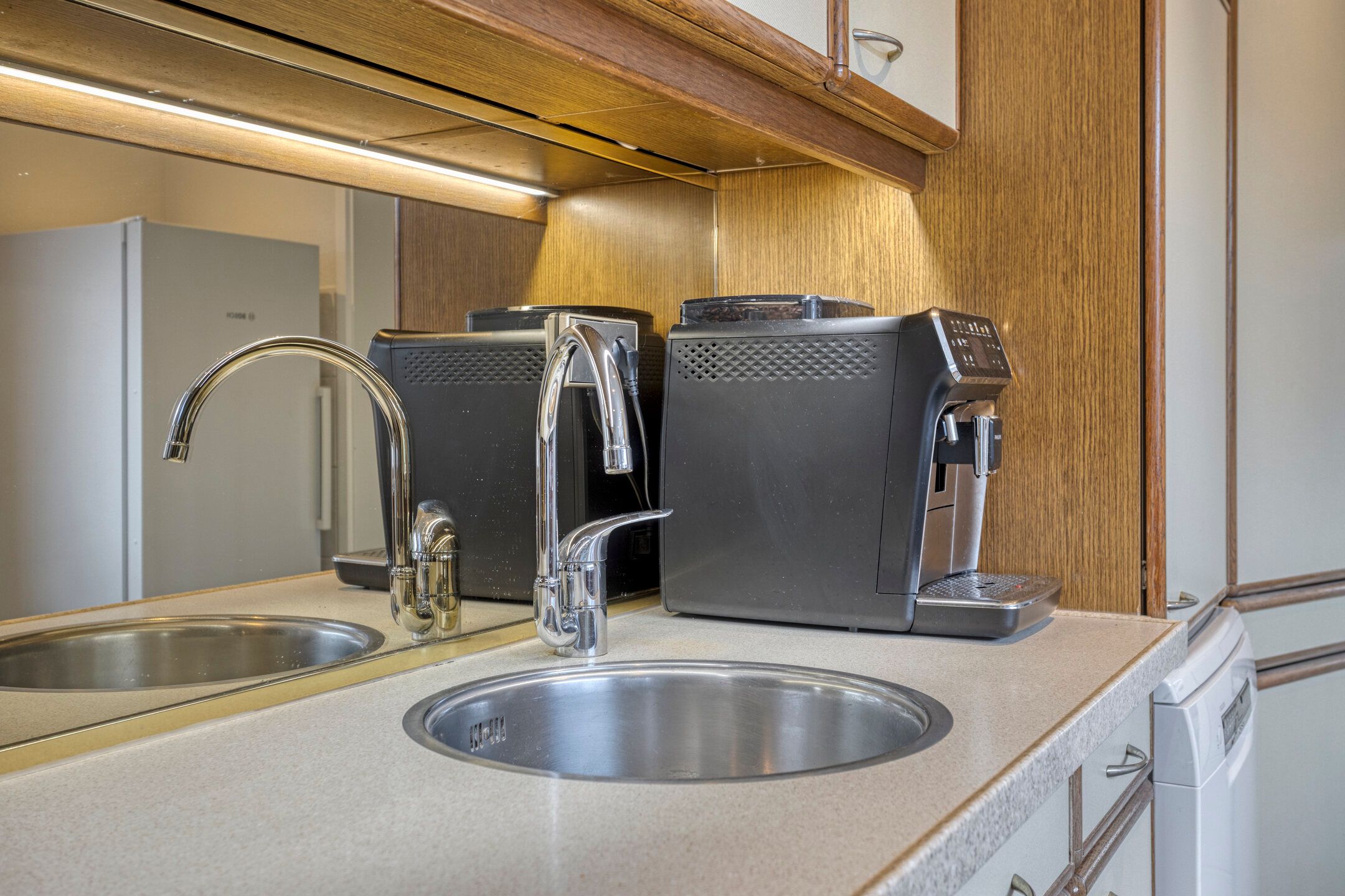 Photo 9 of Bisschop Masiusstraat 39