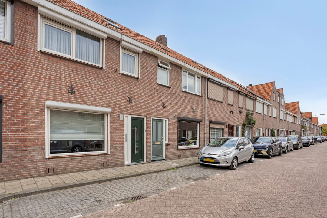 Photo 26 of Bisschop Masiusstraat 39