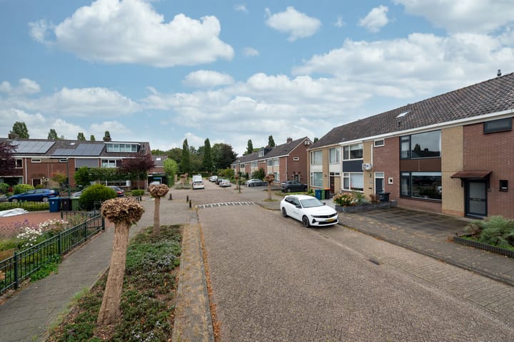 Foto 37 van Prinses Margrietweg 11