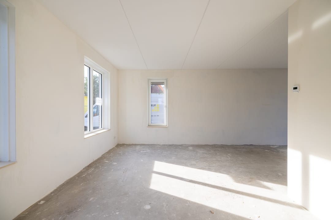 Foto 7 van Houtskool 16