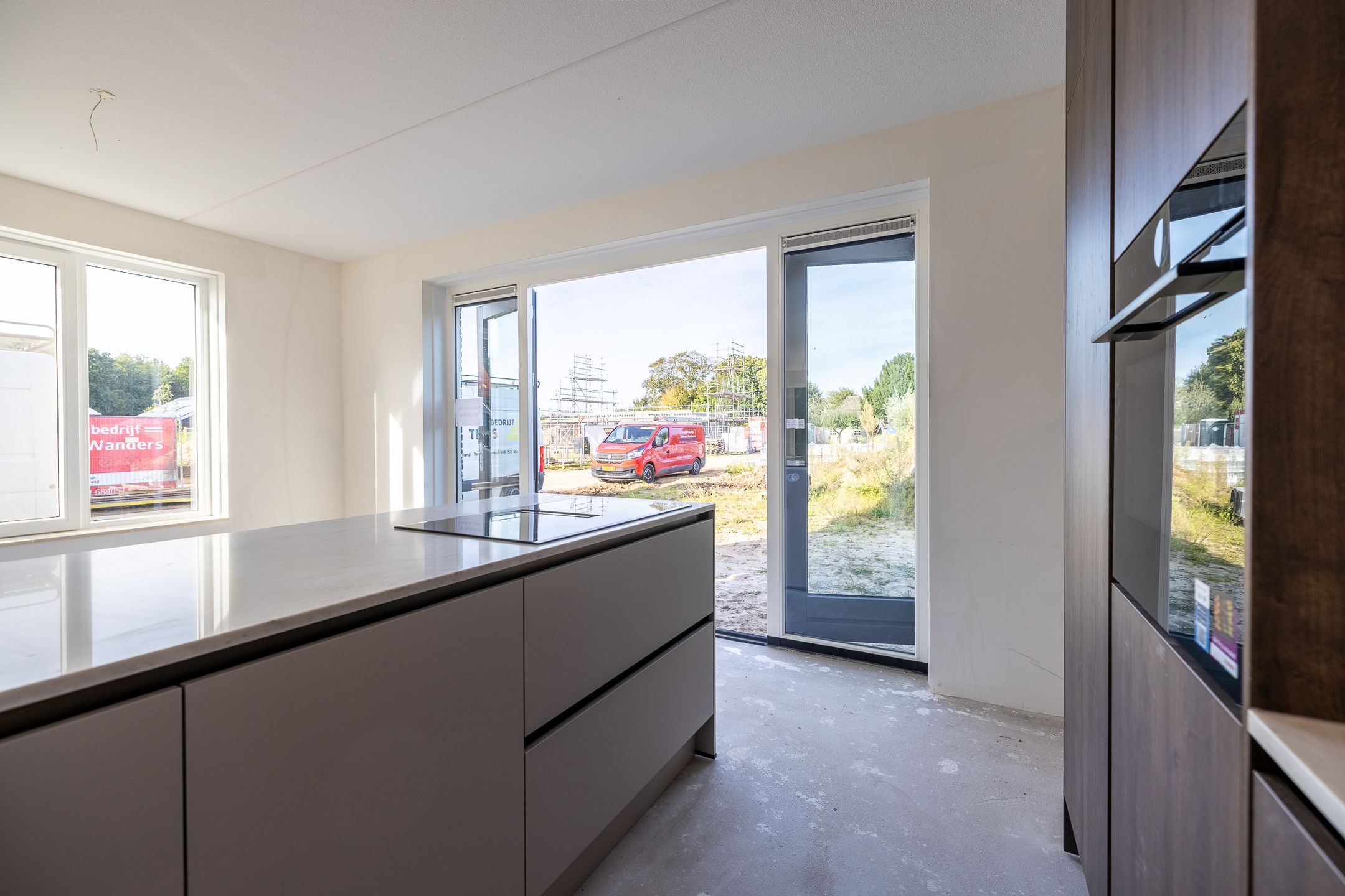 Foto 15 van Houtskool 16